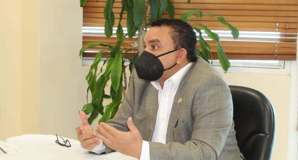 Doctor Julio Landron director general 1024x550