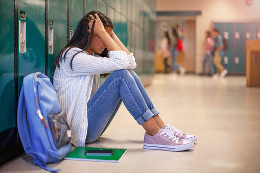 Los antidepresivos aumentan 3 veces la tendencia suicida en niños