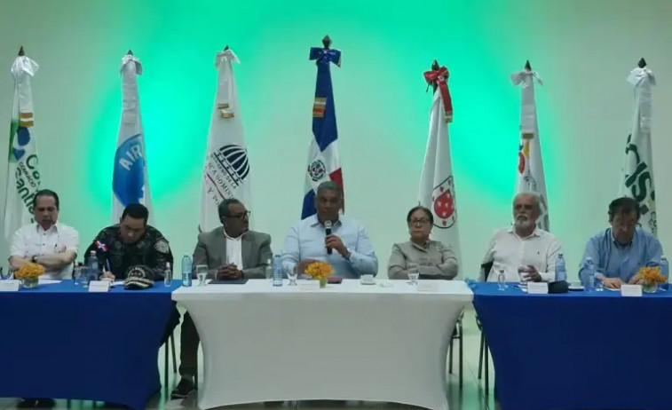 Ministro de Interior y Policía presenta avance de la Reforma Policial a ” Compromiso Santiago”