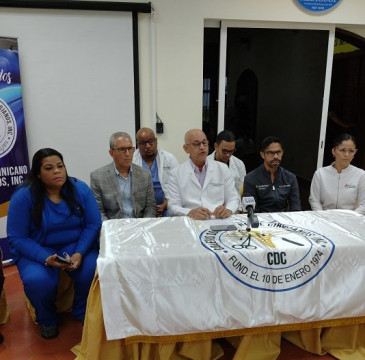 Zamora guarda silencio por las víctimas del atentado de Barcelona 