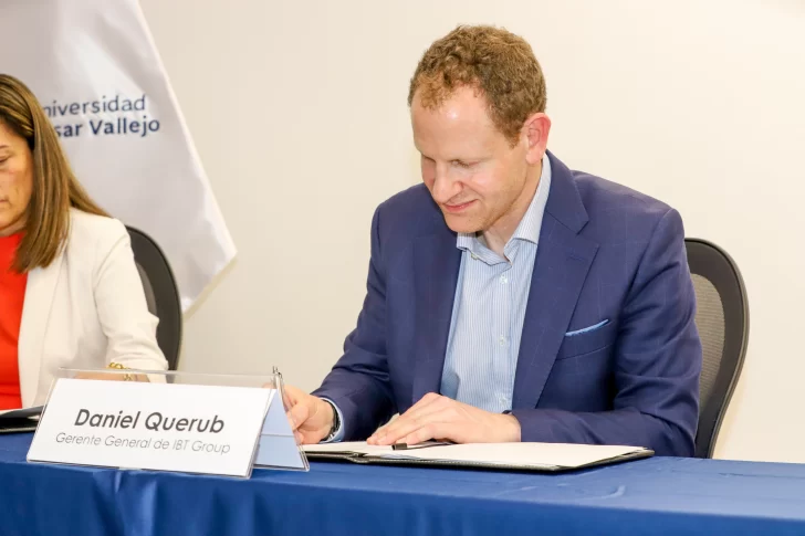 SAN ISIDRO 2023 12 06 Firma del Convenio IBT Group UCV 8 728x485