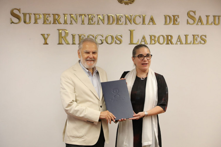 SISALRIL y PNUD firman acuerdo  de cooperación de transformación digital