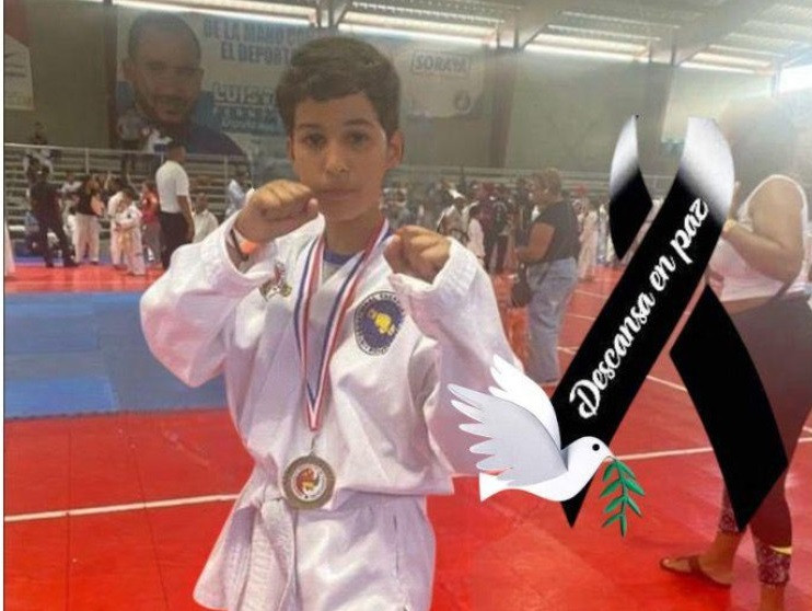Familia pide investigación por muerte de adolescente en Hospital Arturo Grullón