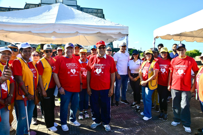 Organizan caminata para promover prevención de enfermedades cardiovasculares