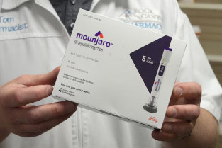 Eli Lilly lanza medicamento para bajar de peso que supera a Novo Nordisk