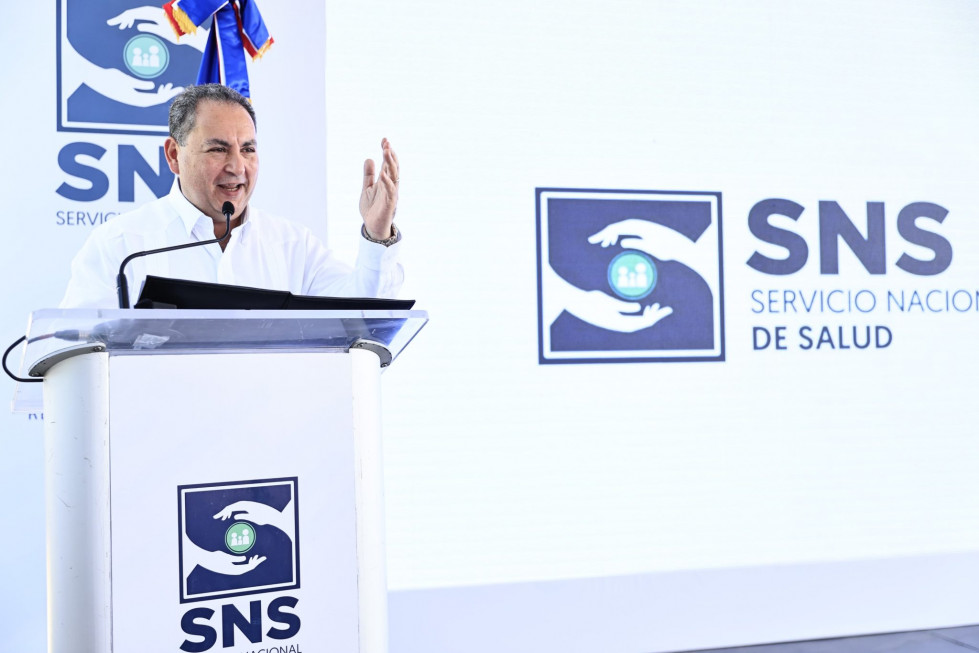 SNS entrega ampliada y remozada Emergencia del Hospital de Villa Tapia