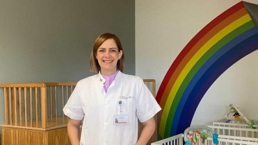 Psicóloga dominicana logra avance histórico al ser aceptada en prestigioso programa de salud mental perinatal en España