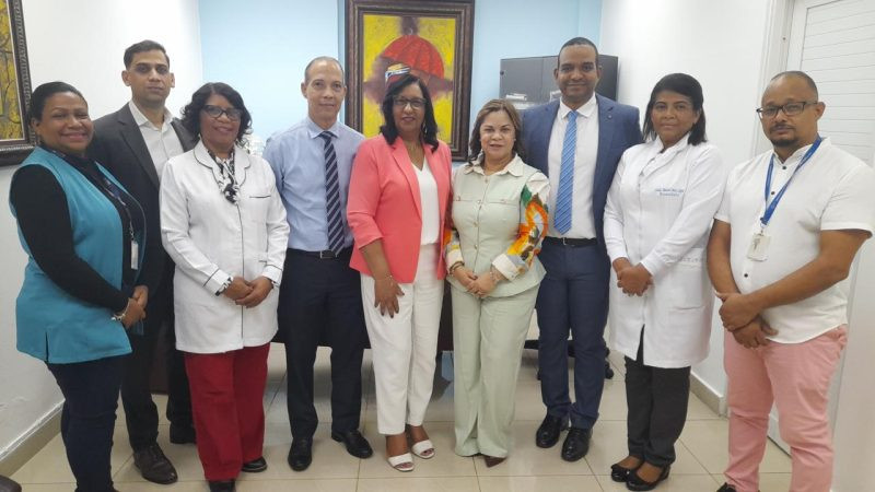 Hospital Robert Reid Cabral presenta sistema digital para resultados de laboratorio