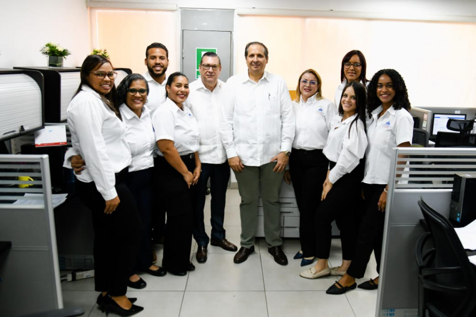 Víctor Atallah inaugura instalaciones de la Dirección de Habilitación de Servicios y Establecimientos de Salud