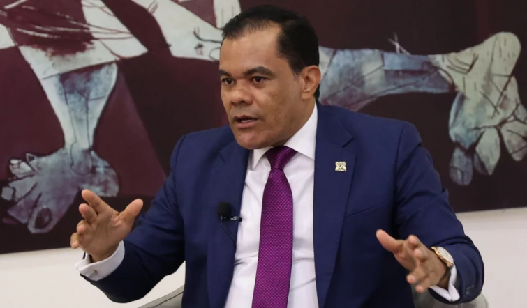 Cláusulas engañosas y corrupción, así ve la DIDA a la Seguridad Social
