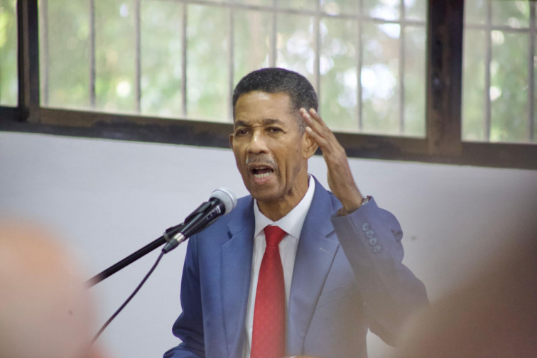 Clemente Terrero: “Abandonar a los médicos pensionados es una traición a la historia del Colegio Médico”