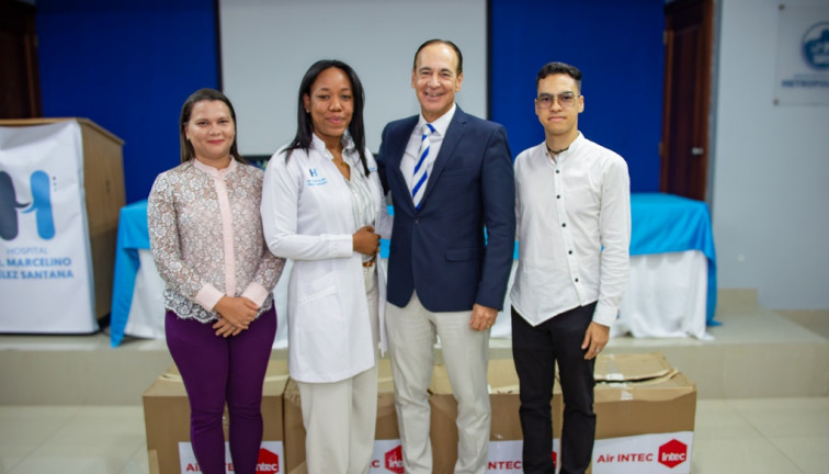 INTEC dona ventiladores mecánicos al hospital Marcelino Vélez Santana