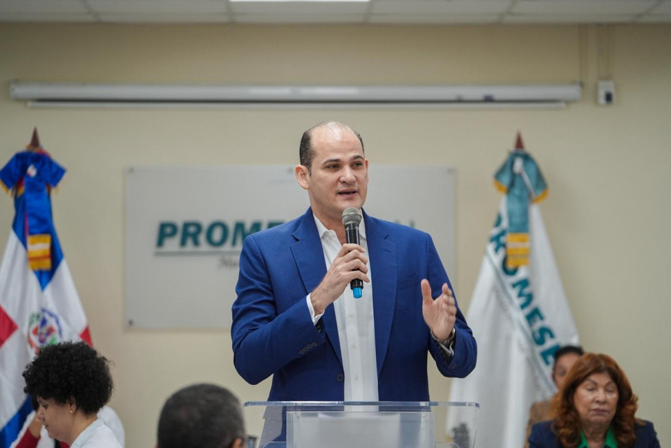 PROMESE/CAL inicia licitación para garantizar medicamentos a hospitales y Farmacias del Pueblo hasta abril 2026