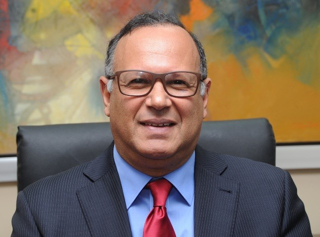 Exdirector del SNS cuestiona atribución de reducción del dengue al MSP