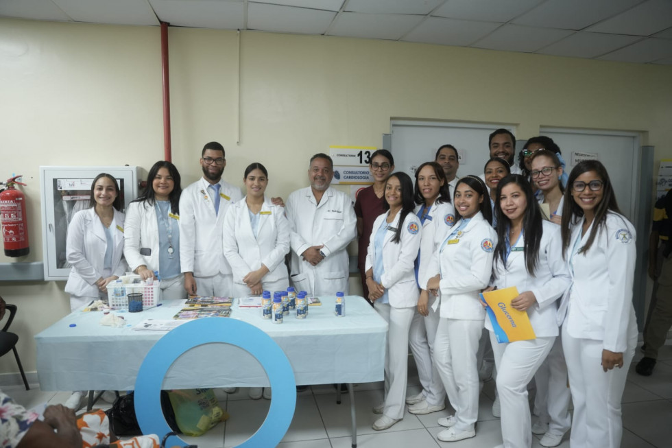 Hospital Moscoso Puello realiza jornada educativa y preventiva en el Mes de la Concientización sobre la Diabetes