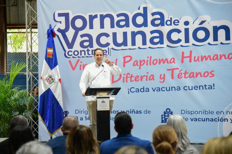 Ministerio de Salud, Educación y Primera Dama inician jornada de vacunación contra el Virus del Papiloma Humano