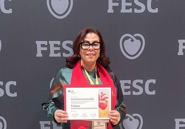 Reconocen a Carmen Encarnación por su contribución a la salud cardiovascular