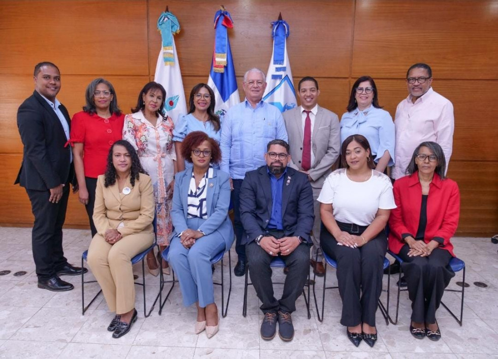 INESDYC y CIPESA unen fuerzas en acuerdo pionero para impulsar la comunicación en salud