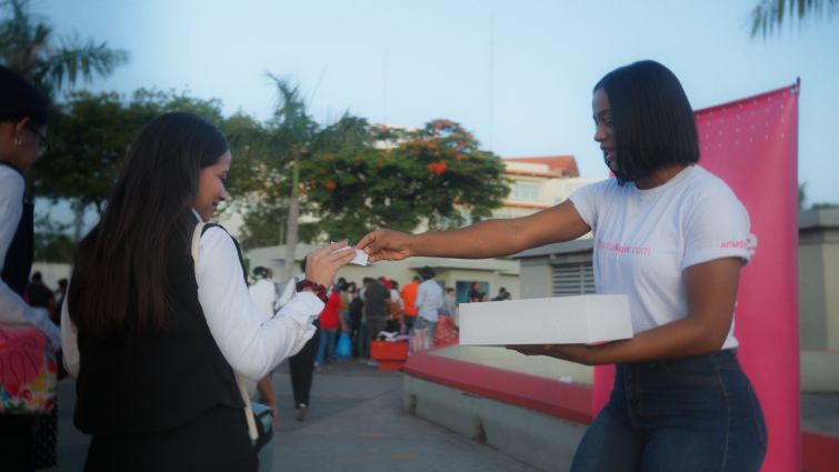 Presentan soluciones innovadoras para la mujer dominicana a nivel de bienestar