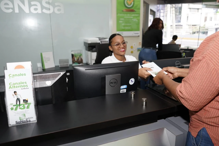 Abogado dice es ilegal traslado de fondos a Senasa