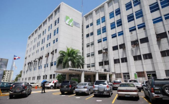 DGII dispone alza en impuestos a cigarrillos y alcoholes para último trimestre de 2025