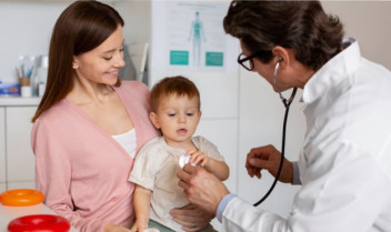 Un estudio confirma que el enemigo de los pediatras es YouTube