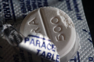 Científicos desmienten la vinculación entre paracetamol en el embarazo y autismo que sugiere Trump