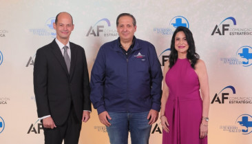 Autoridades y líderes del sector dan apertura al cóctel inaugural del 7mo. Congreso Internacional de Turismo de Salud