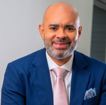 Zamora guarda silencio por las víctimas del atentado de Barcelona 