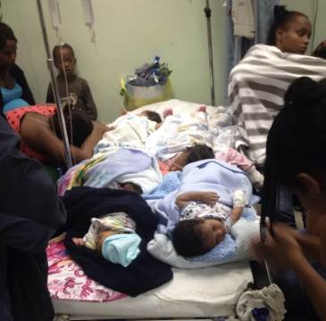 Zamora guarda silencio por las víctimas del atentado de Barcelona 