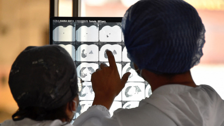 La OMS precalifica por primera vez pruebas rápidas de antígeno para la COVID-19