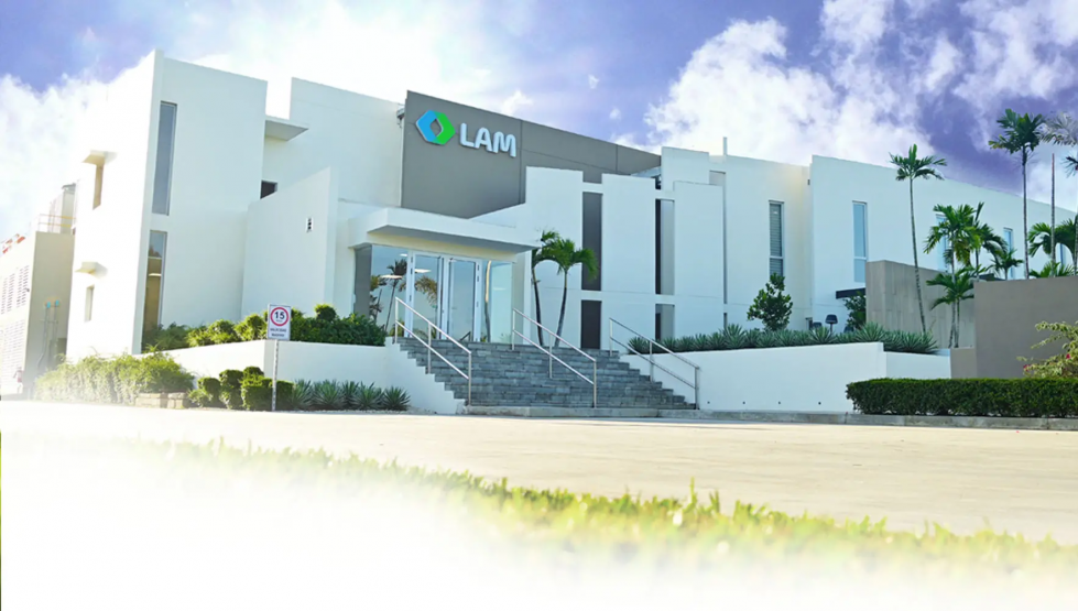 Laboratorios LAM apoya compra de medicamento para niño con atrofia muscular