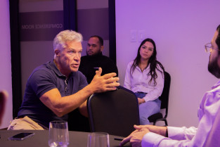 Hasta 89 % de las mujeres puede presentar diástasis abdominal tras el parto, advierten especialistas en curso internacional en RD