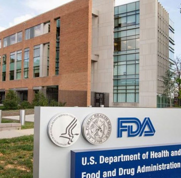 Zamora guarda silencio por las víctimas del atentado de Barcelona 