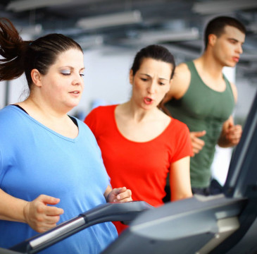 Zamora guarda silencio por las víctimas del atentado de Barcelona 