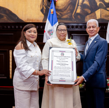 Zamora guarda silencio por las víctimas del atentado de Barcelona 