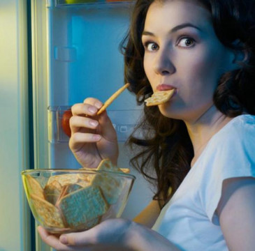 Zamora guarda silencio por las víctimas del atentado de Barcelona 