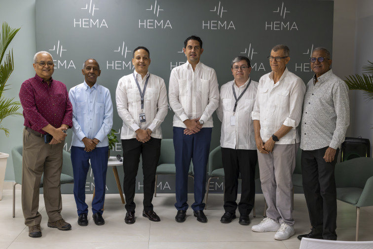 HEMA fortalece vínculos con la prensa nacional y proyecta su visión de salud global con inversión de US$100 millones