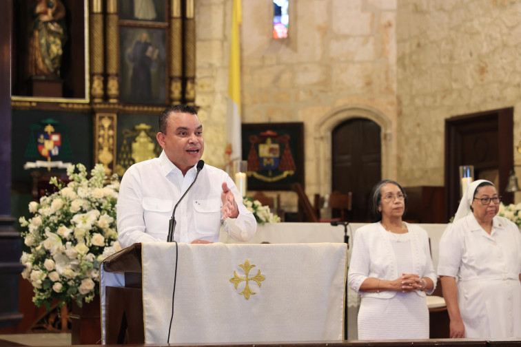 SNS felicita a las enfermeras en su día y agradece al personal que compone la Red Pública de Servicios de Salud