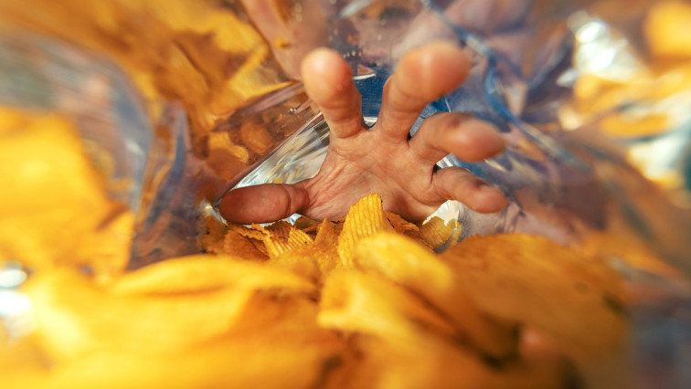 Descubren cómo afecta al cerebro el consumo diario de ultraprocesados