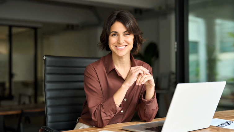 Burnout frena el avance de mujeres en la alta dirección